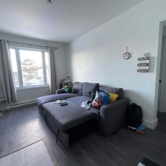1 CH - 1 SDB - Québec - $1,095 /mo - Photo 1
