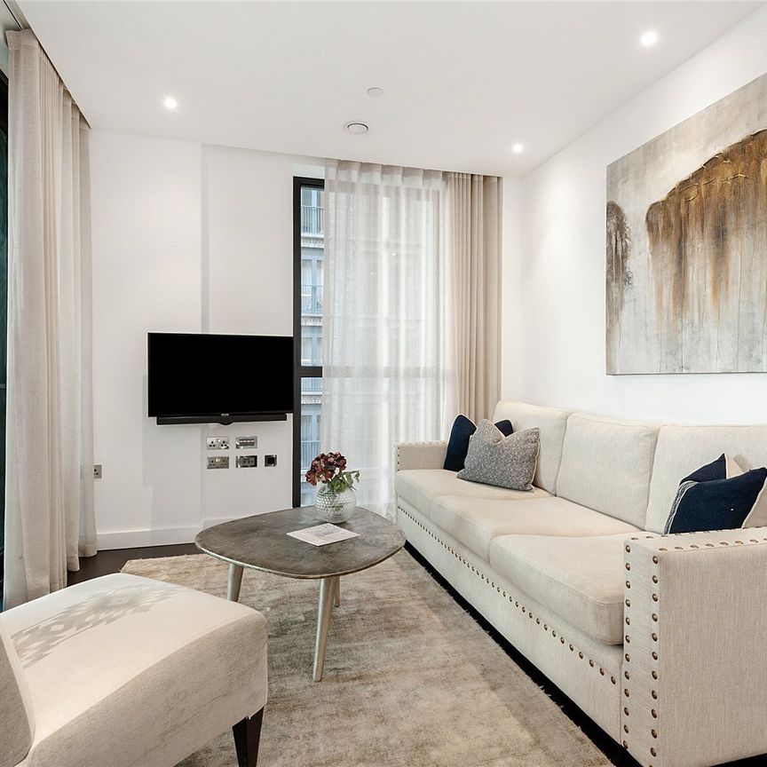Thornes House, 4 Charles Clowes Walk, London, SW11 flat to rent - Photo 1
