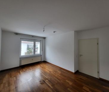 Charmante 3-Zimmer-Wohnung in Nieder-Roden: 76m², Balkone, Tiefgara... - Foto 1