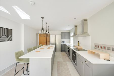 Southmead Road, Filton - Photo 4