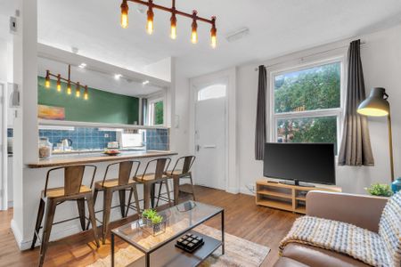 1 GRANBY TERRACE Leeds - LS6 3BB - Photo 2