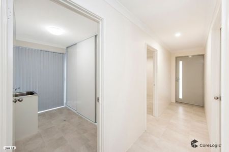 31 Brooklyn Road, Baldivis WA 6171 - House For Rent | Domain - Photo 5