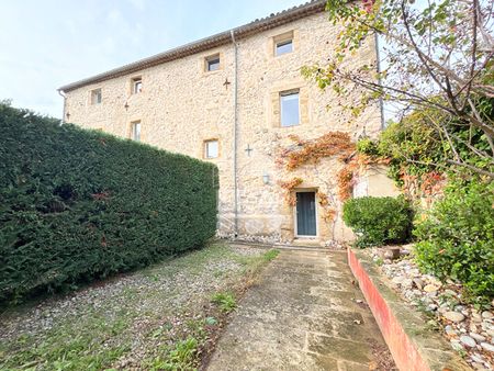 A LOUER LE PUY SAINTE REPARADE APPARTEMENT 2 PIECES 45.5 M² AVEC JARDIN, CAVE ET PLACE DE STATIONNEMENT - Photo 3
