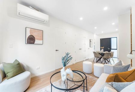 Two Bedrooms Townhouse in the Heart of Henderson - Photo 3