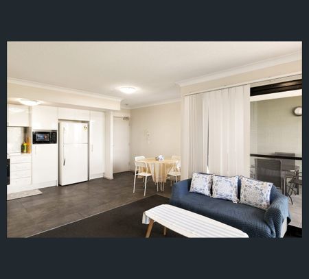 18/17 Hall Street, Chermside, Qld 4032 - Photo 4