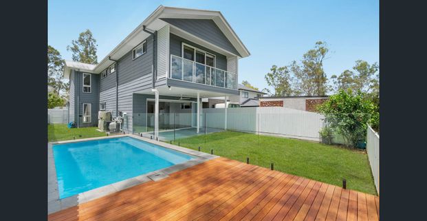 Modern Family Entertainer with Pool and Scenic Views - Photo 1