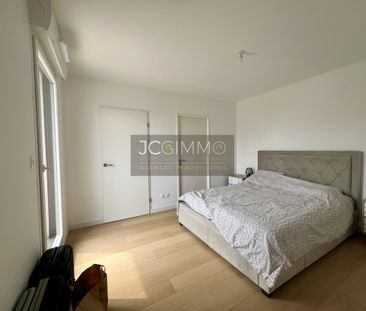 Location Appartement 3 pièces 71m² CUERS 83390 - Photo 5