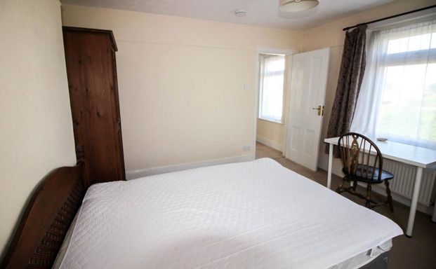 4 bedroom detached house to rent - Photo 1