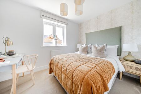 4 bedroom detached house to rent - Photo 4