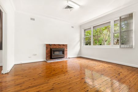 150 Greville Street, Chatswood NSW 2067 - House For Rent | Domain - Photo 3