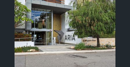 LOCK UP AND LEAVE IN LUXURY - Photo 5