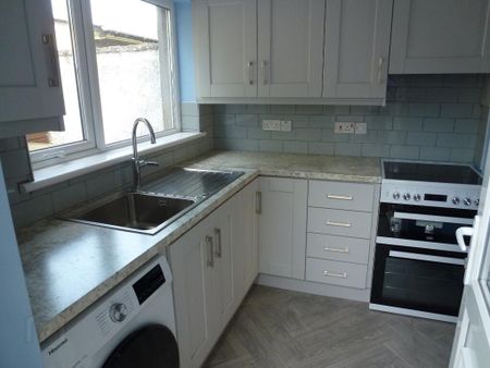 19 Plantation Street, Killyleagh, Downpatrick, BT30 9QW - Photo 3