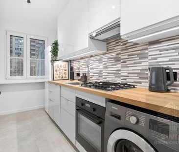 Jasne mieszkanie w świetnej lokalizacji — od zaraz - Photo 5