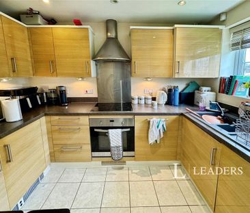 2 bedroom terraced house to rent - Photo 1