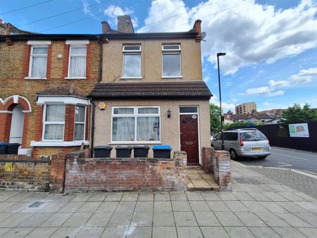 Dysons Road, London N18 - Photo 4