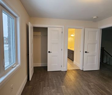 For Lease - 672 Lemay Grove, Peterborough, Ontario - Photo 3