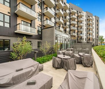 For Lease - 3008 William Cutmore Boulevard Unit# 418, Oakville, Ont... - Photo 2