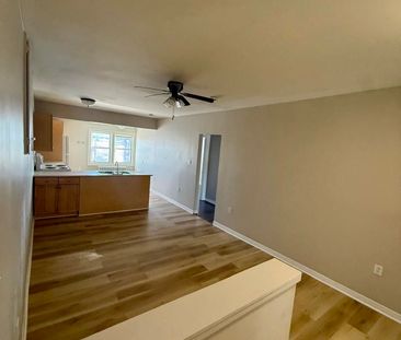 For Lease - 108 Mississaga Street Unit# D, Orillia, Ontario - Photo 1