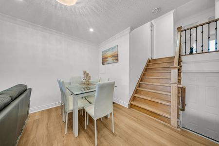 For Lease - 883 Thistle Down Circle, Mississauga, Ontario - Photo 4