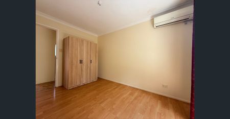 "COSY THREE BEDROOM FAMILY HOME" - Photo 3