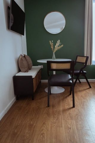 2 Bed Flat, Basilica, LS1 - Photo 2