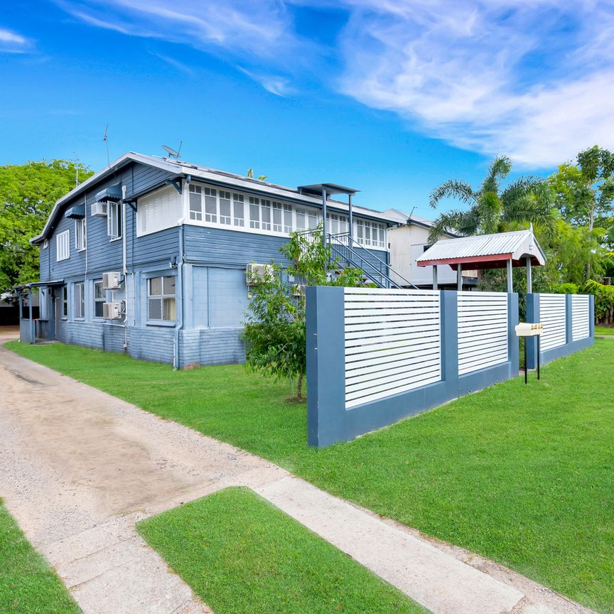 RENOVATED CITY FRINGE UNIT - INCLUDING ELECTRICITY & WATER! - Photo 1