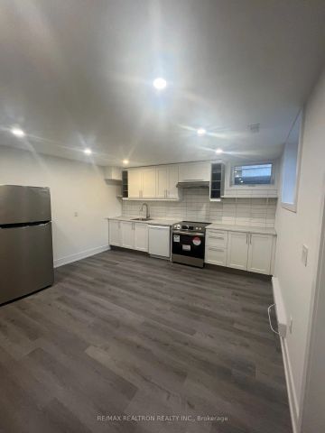 Detached Home For Lease | E9233423 - Photo 4