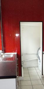 Terraced House to rent on - Photo 3