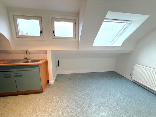 Flat - for rent - Photo 1