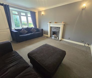 3 bedroom detached house to rent - Photo 2