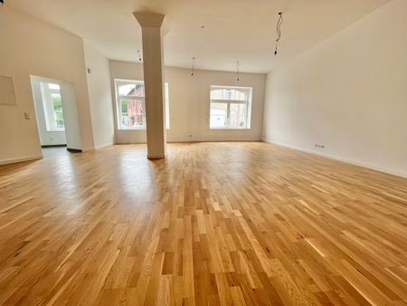 2 Nettokaltmieten frei! **Exklusive Loftwohnung in toller Lage, nahe Baldeneysee!** - Photo 3