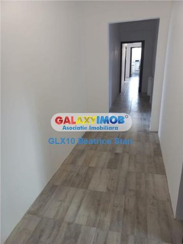 Inchiriere apartament 5 camere PIATA ROMANA / MAGHERU nemobilat - Fotografie 3