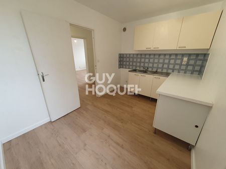 Location Appartement 4 pièces 81m² - Photo 3