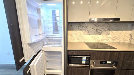 For Lease - 8 Interchange Way Unit# 4515, Vaughan, Ontario - Photo 5