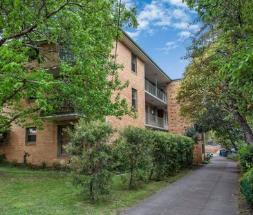 9/162 Barkers Road, Hawthorn VIC 3122 - Photo 4