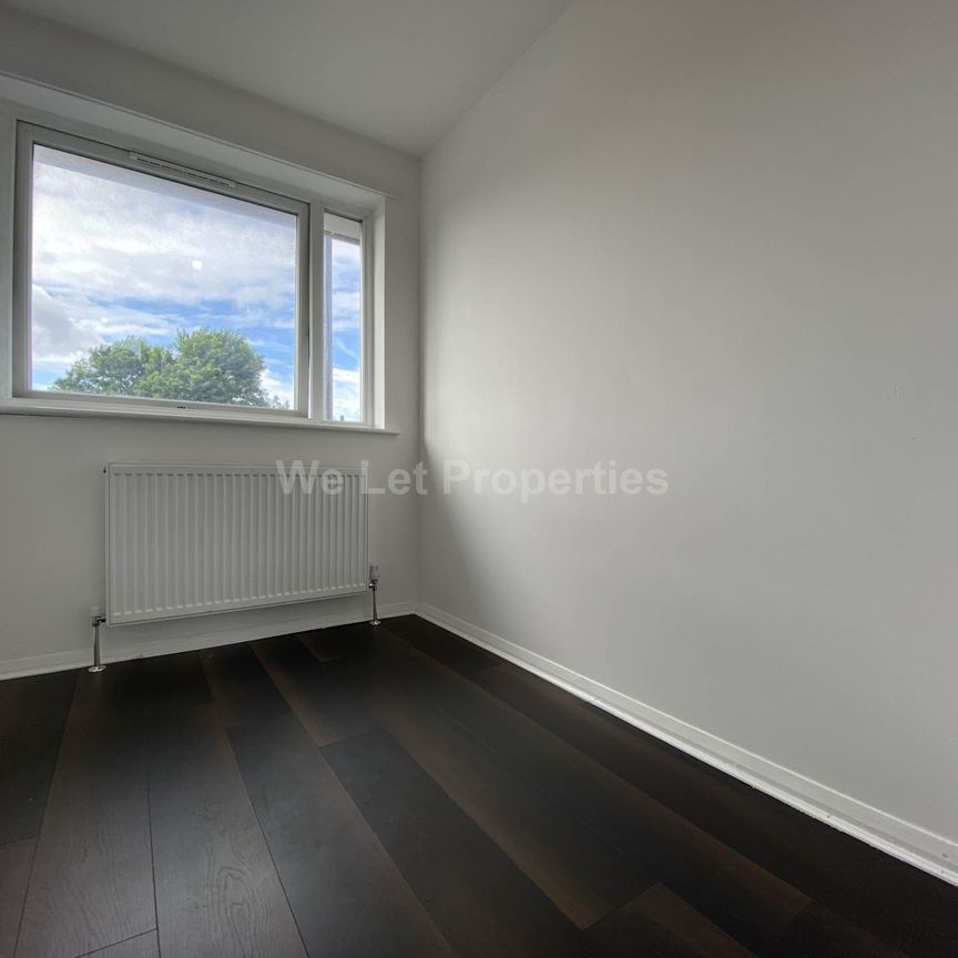 Price £1,600 pcm - Available Now - Unfurnished - Photo 1