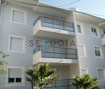 Location Appartement 2 pièces 40m² VALLAURIS 06220 - Photo 1