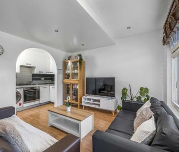 3 bedroom apartment to rent - Photo 5