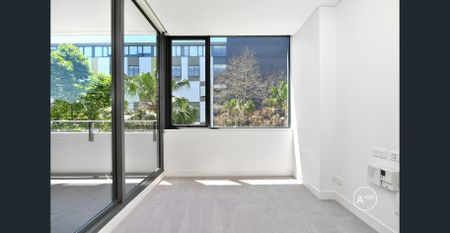 Modern 1 Bedroom + Study Apartment in the Heart of Mascot - Photo 4