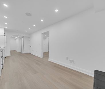 For Lease - 353 Rannie Road, Newmarket, Ontario - Photo 6