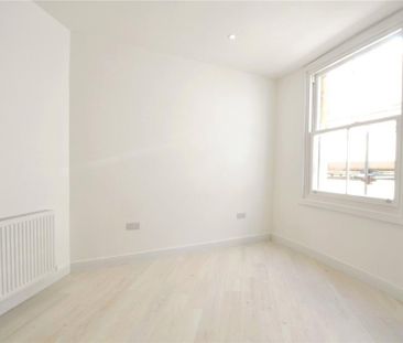 3 bedroom apartment to rent - Photo 2