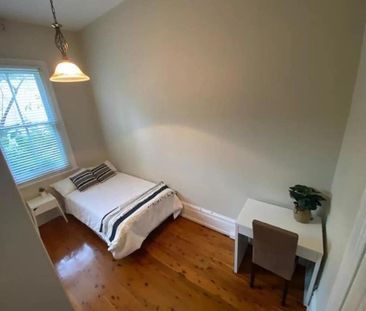 Parramatta - Photo 2