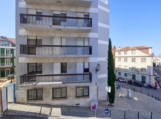 Rua da Palmeira, Lisbon, Lisbon 1200-219 - Photo 1
