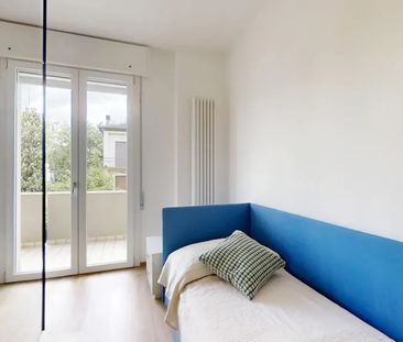 Via Cosme Tura, Padova, Veneto 35133 - Photo 1