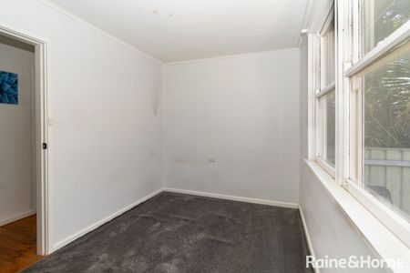 BEAUTIFULLY UPDATED HOME IN ASHMONT - Photo 3