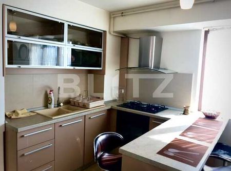 Apartament 3 camere, 90 mp, mobilat modern, garaj, zona Piata Marasti - Photo 3