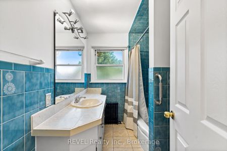 For Lease - 462 B Carlton Street, St. Catharines, Ontario - Photo 4