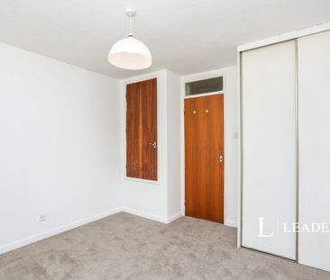 1 bedroom mid-terrace to rent Banavie Gardens, The Avenue, Beckenha... - Photo 1