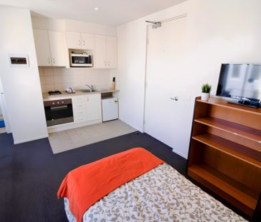 Standard Studio - Photo 1