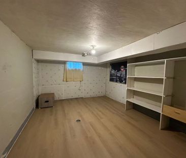 For Lease - 389 Lawrence Avenue, Toronto, Ontario - Photo 6